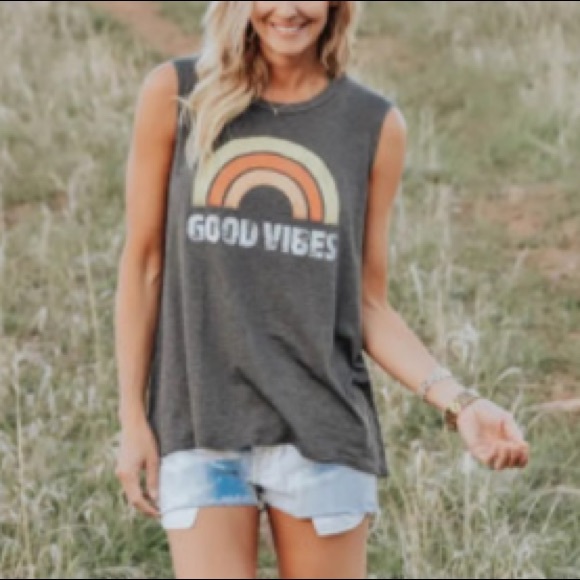 Tops - Good Vibes Graphic Tank - Gray